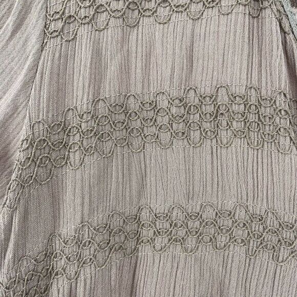 Bohemian Bell Sleeve Blouse V Neck Taupe Flare Button Relaxed Size M She + Sky - Picture 4 of 8